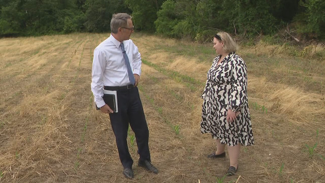 Hilary Flint walks with WSYX's Bob Kendrick and explains how the toxic plume that came after the East Palestine derailment affected her. (WSYX)